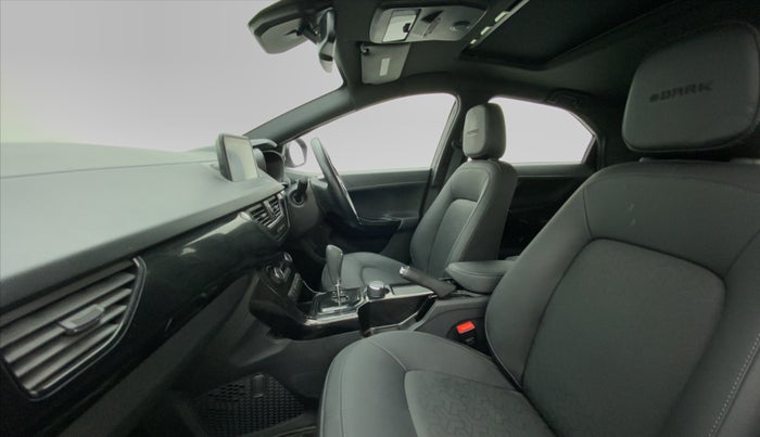 2022 Tata NEXON XZA PLUS (HS) PETROL DARK EDITION, Petrol, Automatic, 10,353 km, Right Side Front Door Cabin