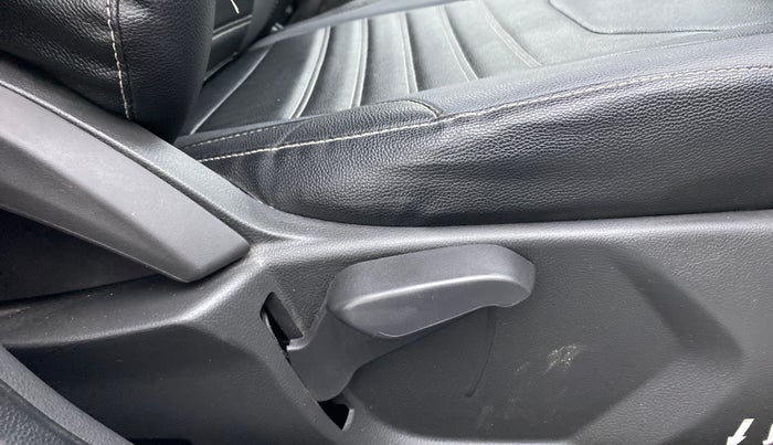2019 Ford New Figo TITANIUM 1.2 PETROL MT, Petrol, Manual, 19,686 km, Driver Side Adjustment Panel
