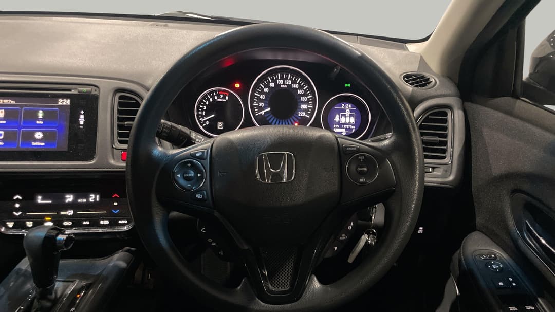 2016 Honda HR-V Vti, Automatic, 117377 km, Steering Wheel Close-up
