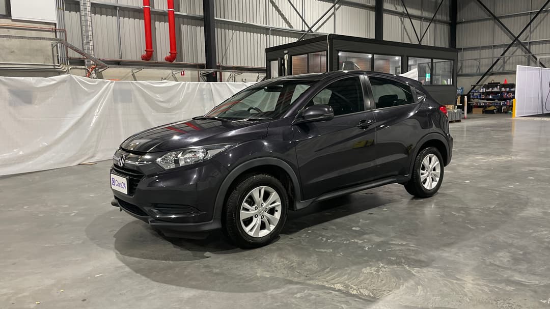2016 Honda HR-V Vti, Automatic, 117377 km, Left Front Diagonal (45- Degree) View