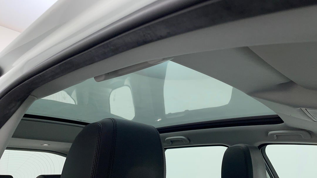 Interior Sunroof/Moonroof