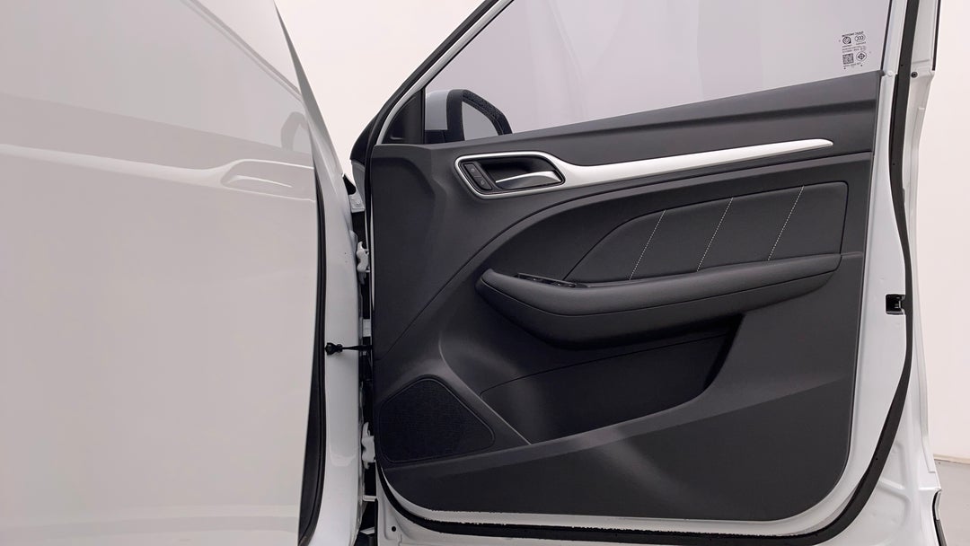 2024 MG ZS Excite, Automatic, 1397 km, Speaker View