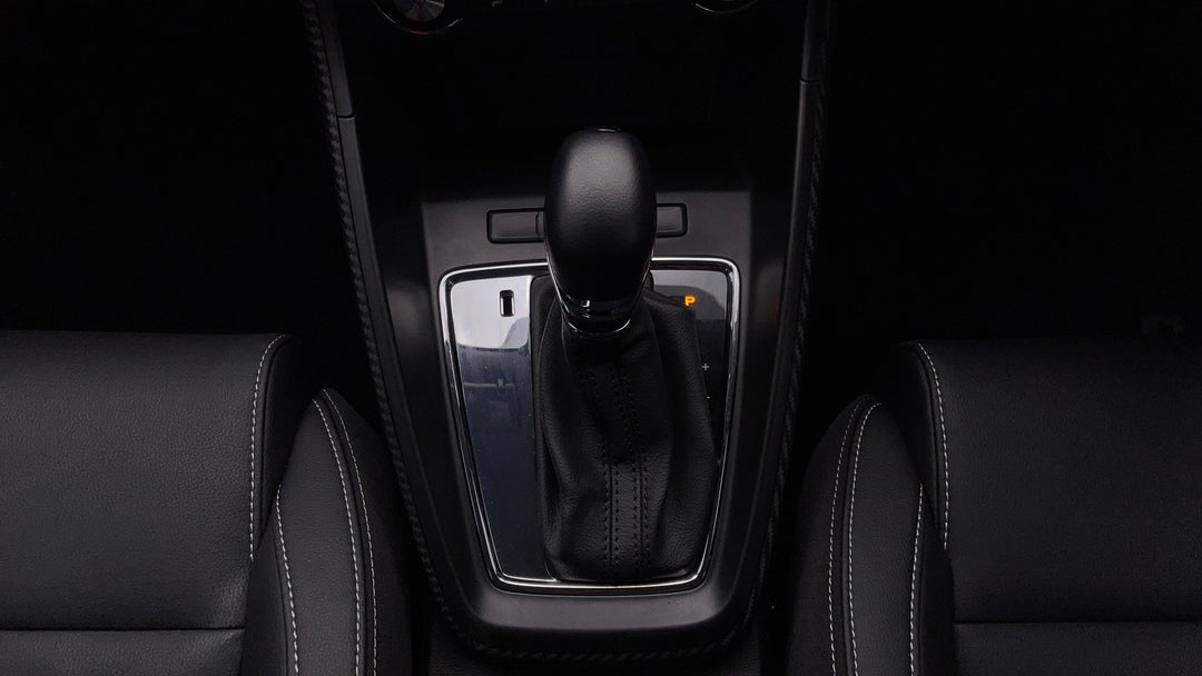 2024 MG ZS Excite, Automatic, 1397 km, Gear Lever 