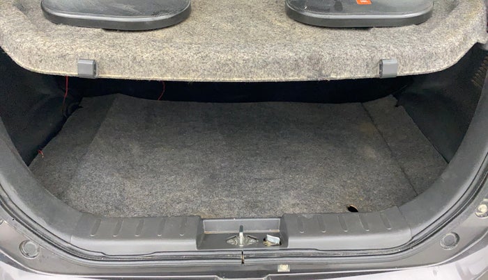 2018 Maruti Alto K10 VXI P, Petrol, Manual, 29,969 km, Boot Inside