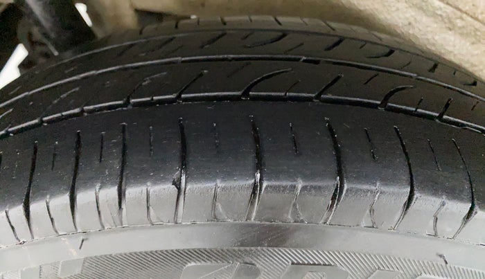 2018 Maruti Wagon R 1.0 LXI CNG, CNG, Manual, 55,971 km, Right Rear Tyre Tread