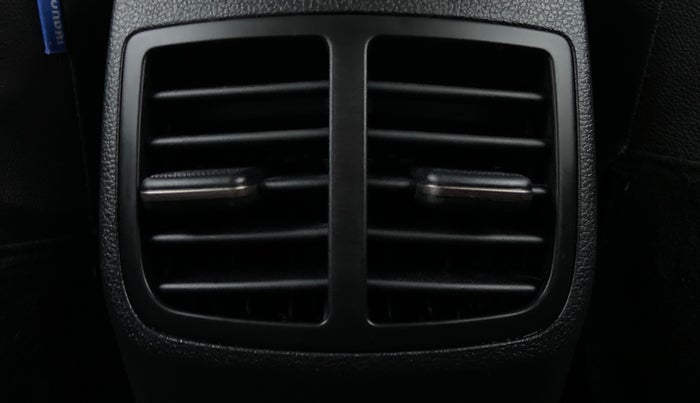 2021 Hyundai NEW I20 SPORTZ 1.2 MT, Petrol, Manual, 3,014 km, Rear AC Vents