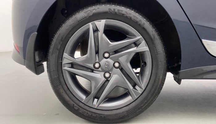 2021 Hyundai NEW I20 SPORTZ 1.2 MT, Petrol, Manual, 3,014 km, Right Rear Wheel