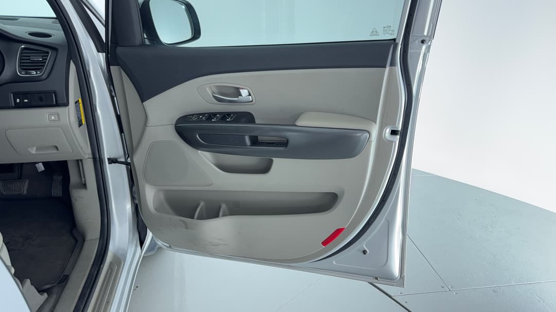 2020 Kia Carnival S, Automatic, 84008 km, Speaker View