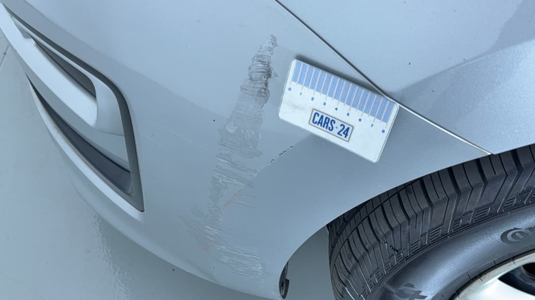 2020 Kia Carnival S, Automatic, 84008 km, Bumper Front Scratch