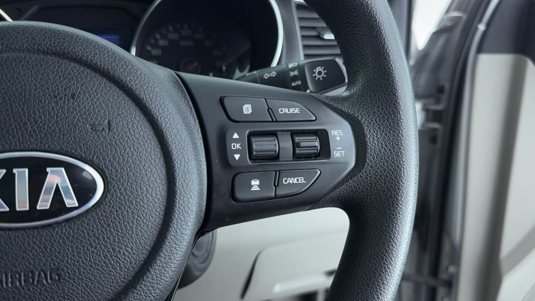 2020 Kia Carnival S, Automatic, 84008 km, Cruise Control