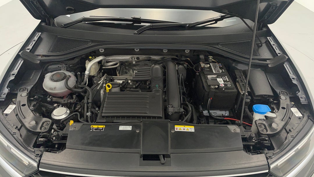 Open Bonnet (Engine)