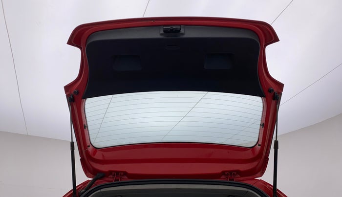 2014 Volkswagen Cross Polo HIGHLINE TDI, Diesel, Manual, 96,624 km, Boot Door Open