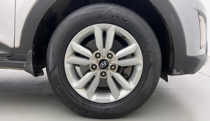 2017 Hyundai Creta 1.6 SX PLUS PETROL, Petrol, Manual, 41,467 km, Right Front Wheel