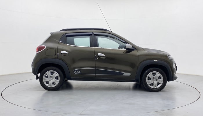 2021 Renault Kwid 1.0 RXT Opt, Petrol, Manual, 13,485 km, Right Side View