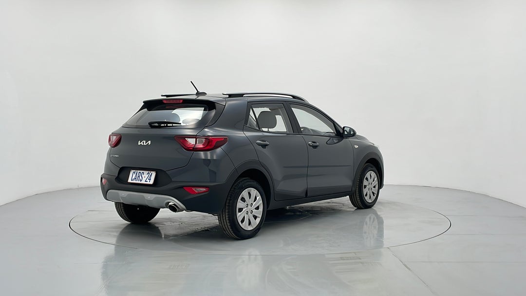 Right Back Diagonal (45- Degree) View