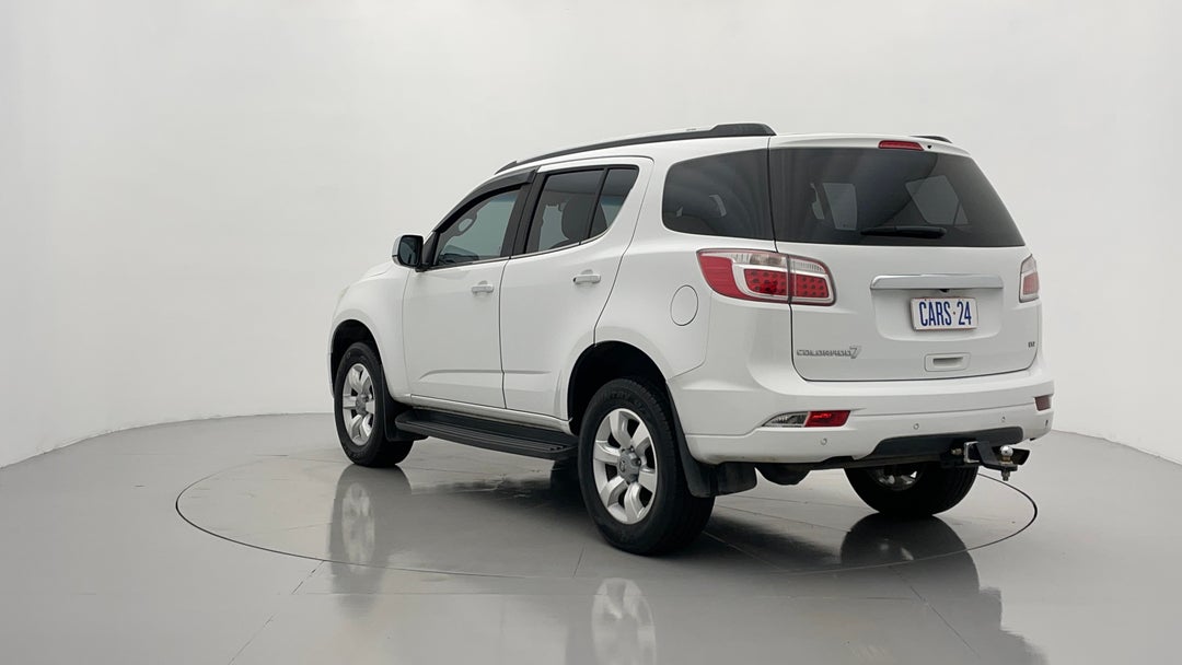 Left Back Diagonal (45- Degree) View