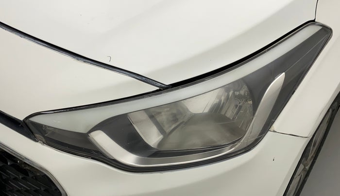 2015 Hyundai Elite i20 ASTA 1.2, Petrol, Manual, 1,19,284 km, Left headlight - Minor scratches