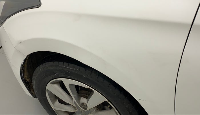 2015 Hyundai Elite i20 ASTA 1.2, Petrol, Manual, 1,19,284 km, Left fender - Minor scratches