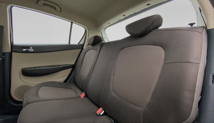 2012 Hyundai i20 SPORTZ 1.2 VTVT, Petrol, Manual, 49,270 km, Right Side Rear Door Cabin View
