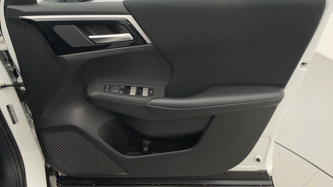 2024 Mitsubishi Outlander Es 5 Seat (2WD), Automatic, 52451 km, Speaker View