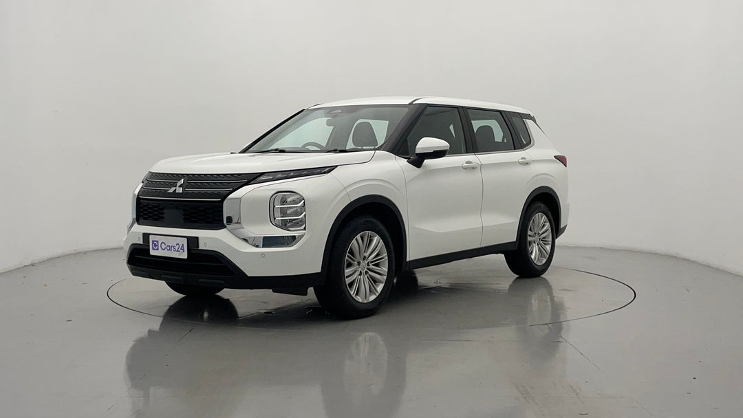 2024 Mitsubishi Outlander Es 5 Seat (2WD), Automatic, 52451 km, Left Front Diagonal (45- Degree) View