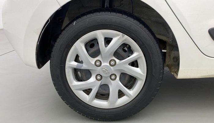 2018 Hyundai Grand i10 SPORTZ 1.2 KAPPA VTVT, Petrol, Manual, 67,181 km, Right Rear Wheel