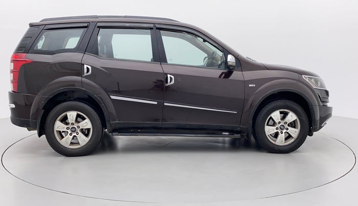 2013 Mahindra XUV500 W8, Diesel, Manual, 97,814 km, Right Side View