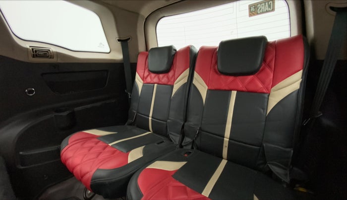 2013 Mahindra XUV500 W8, Diesel, Manual, 97,814 km, Third Seat Row ( optional )