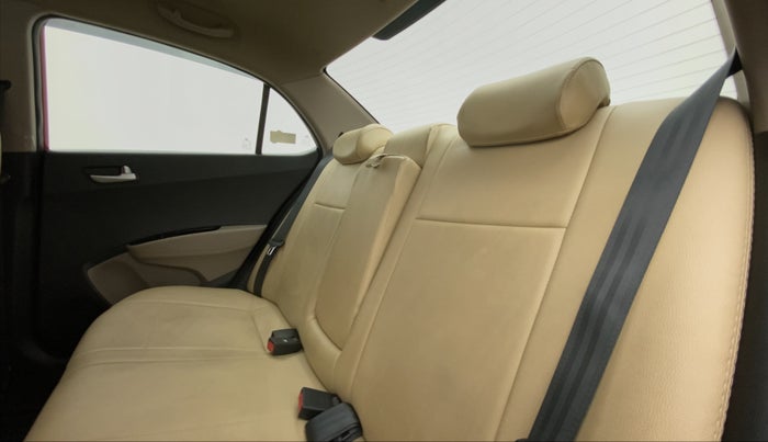 2019 Hyundai Xcent SX 1.2 OPT, Petrol, Manual, 10,981 km, Right Side Rear Door Cabin