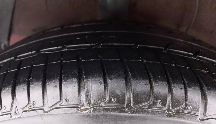 2019 Hyundai Xcent SX 1.2 OPT, Petrol, Manual, 10,981 km, Right Rear Tyre Tread