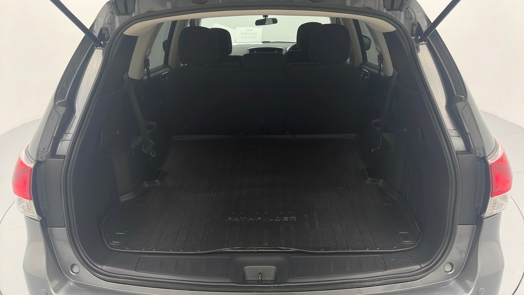 2015 Nissan Pathfinder St (4x2), Automatic, 60724 km, Boot Inside View