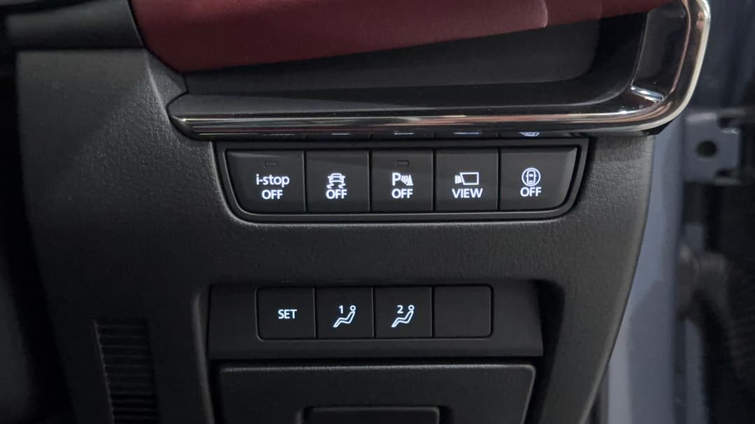 2022 Mazda Mazda3 G25 Astina, Automatic, 74002 km, Utility Switches/Buttons