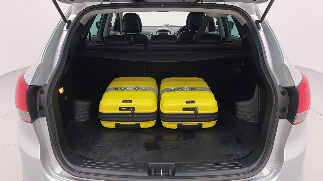 2015 Hyundai Ix35 Se (fwd), Automatic, 105674 km, Boot Inside View with Luggage