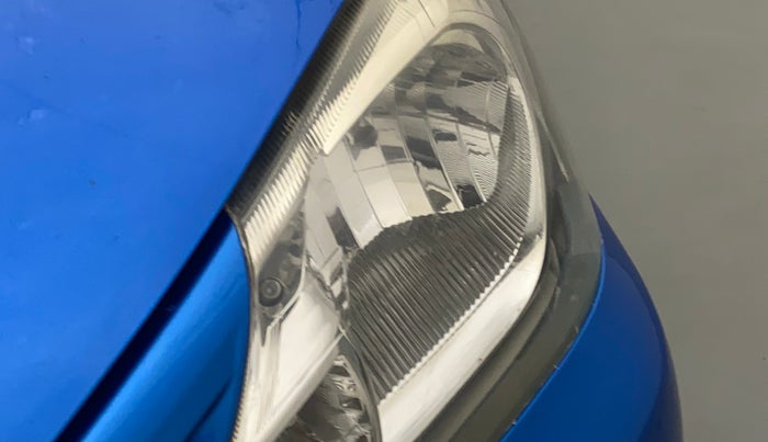 2011 Toyota Etios Liva G, Petrol, Manual, 75,420 km, Left headlight - Minor scratches