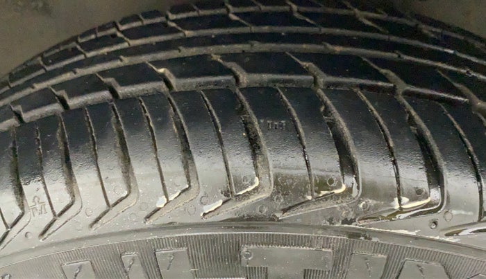 2010 Maruti Zen Estilo VXI, Petrol, Manual, 56,172 km, Left Front Tyre Tread