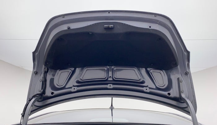 2014 Hyundai Verna FLUIDIC 1.6 VTVT SX, CNG, Manual, 79,670 km, Boot Door Open
