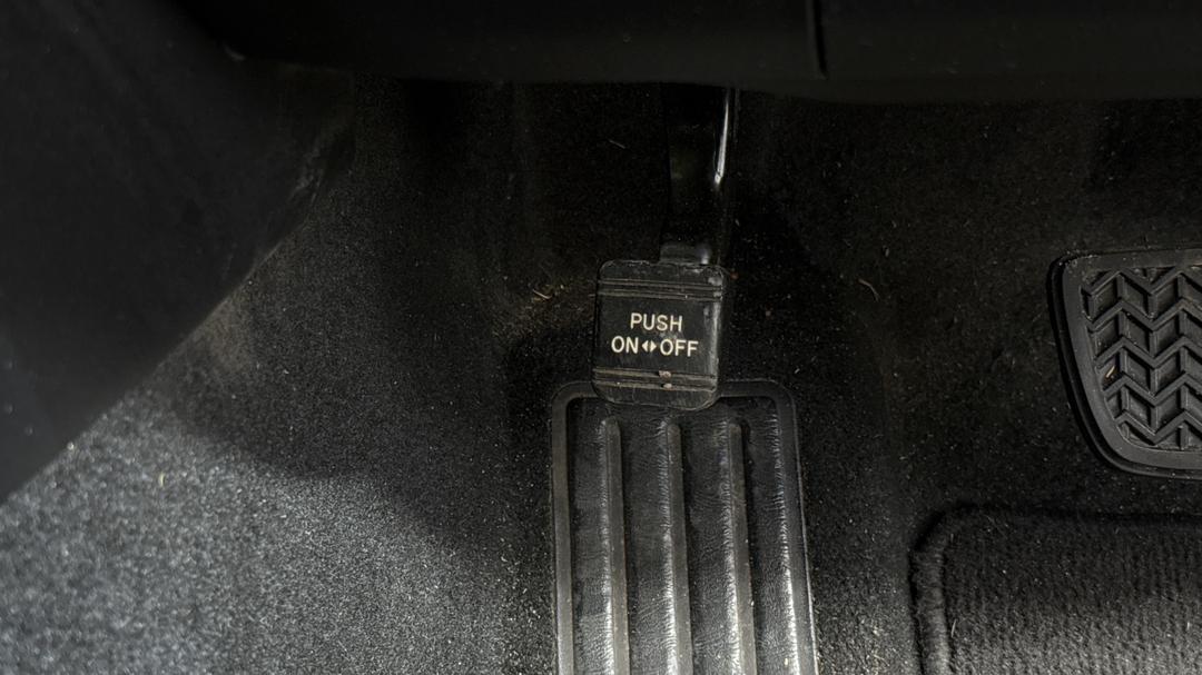 2015 Toyota Camry Altise, Automatic, 107674 km, Handbrake