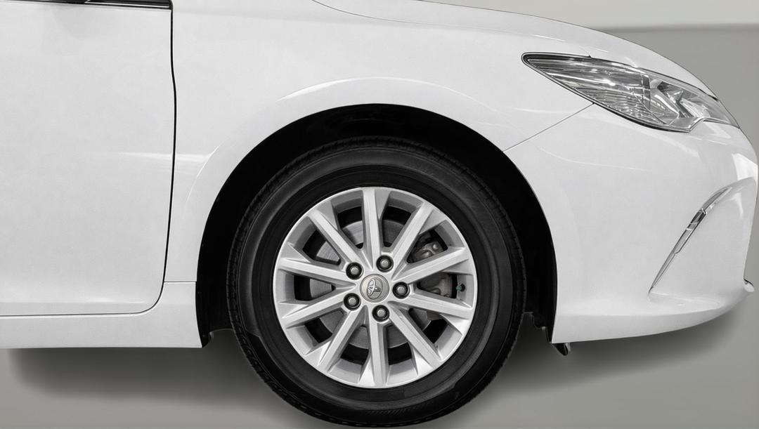 2015 Toyota Camry Altise, Automatic, 107674 km, Right Front Wheel