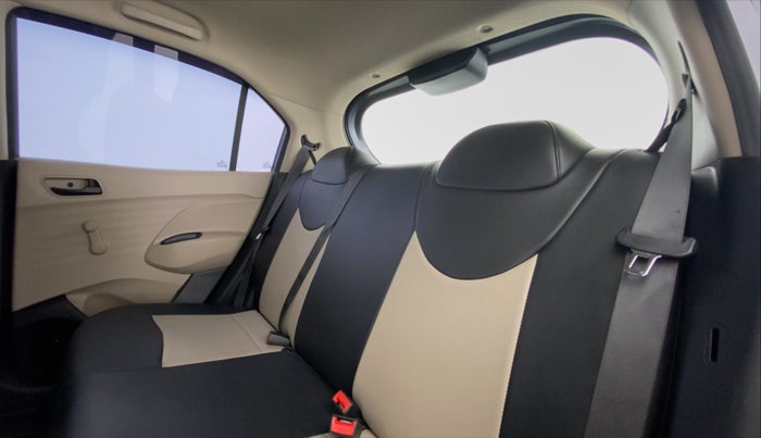 2018 Hyundai NEW SANTRO ERA 1.1, Petrol, Manual, 30,274 km, Right Side Rear Door Cabin