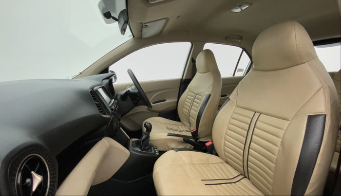 2019 Hyundai NEW SANTRO SPORTZ MT, Petrol, Manual, 30,514 km, Right Side Front Door Cabin