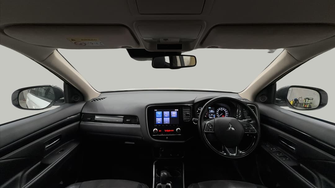 2021 Mitsubishi Outlander Ls 7 Seat (AWD), Automatic, 86315 km, Dashboard View