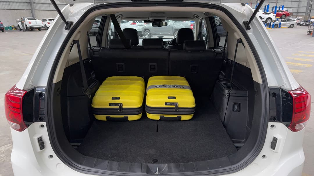 2021 Mitsubishi Outlander Ls 7 Seat (AWD), Automatic, 86315 km, Boot Inside View with Luggage