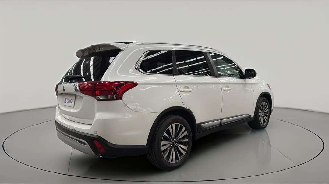 2021 Mitsubishi Outlander Ls 7 Seat (AWD), Automatic, 86315 km, Right Back Diagonal (45- Degree) View