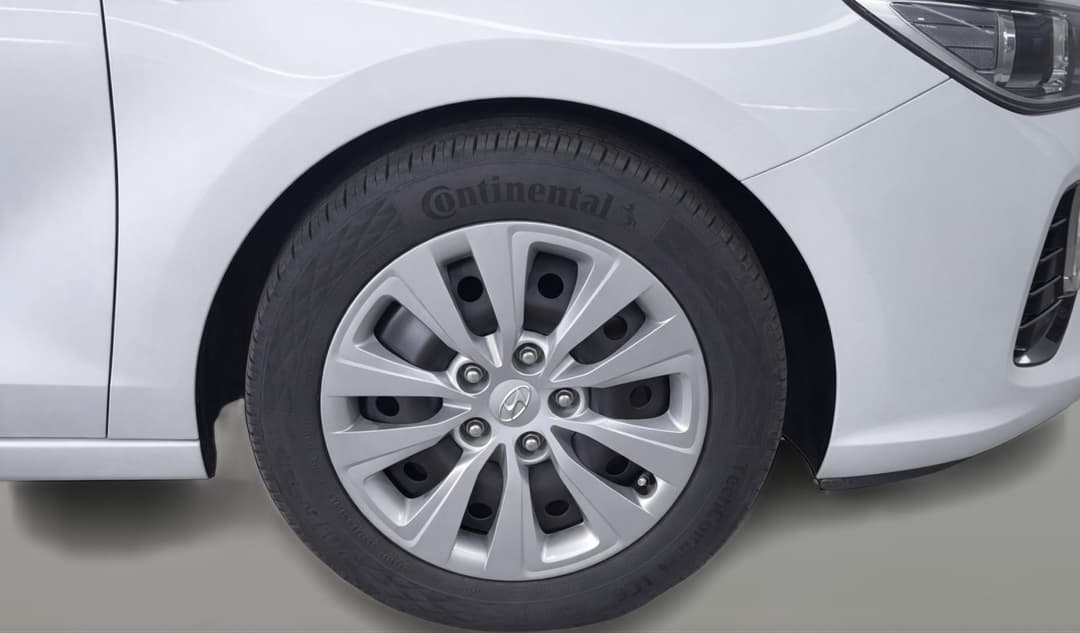 2019 Hyundai i30 Go, Automatic, 87202 km, Right Front Wheel