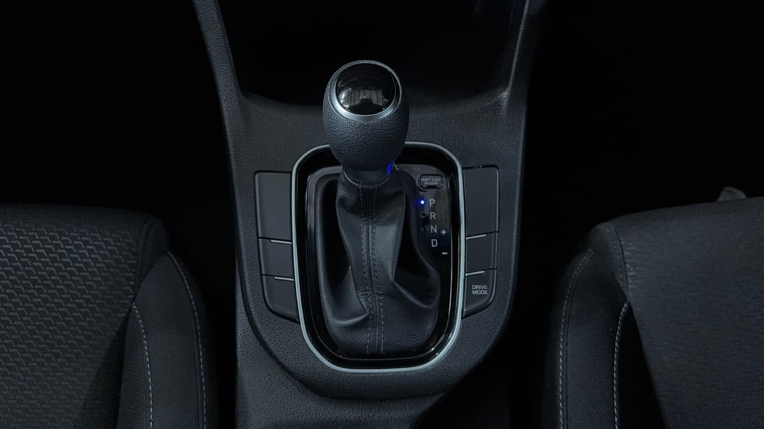 2019 Hyundai i30 Go, Automatic, 87202 km, Gear Lever 