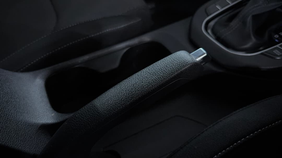2019 Hyundai i30 Go, Automatic, 87202 km, Handbrake