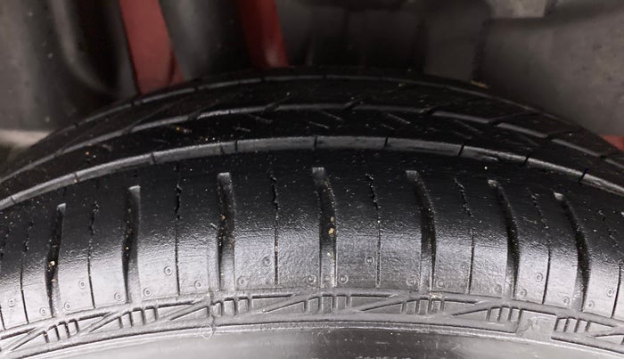 2019 Maruti Swift VDI, Diesel, Manual, 59,724 km, Right Rear Tyre Tread