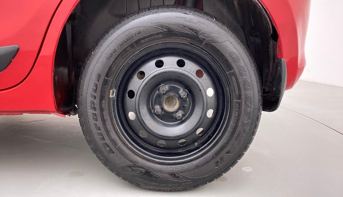 2019 Maruti Swift VDI, Diesel, Manual, 59,724 km, Left Rear Wheel