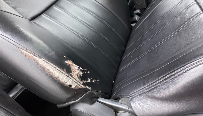 2019 Maruti Swift VDI, Diesel, Manual, 59,724 km, Driver seat - Cover slightly torn