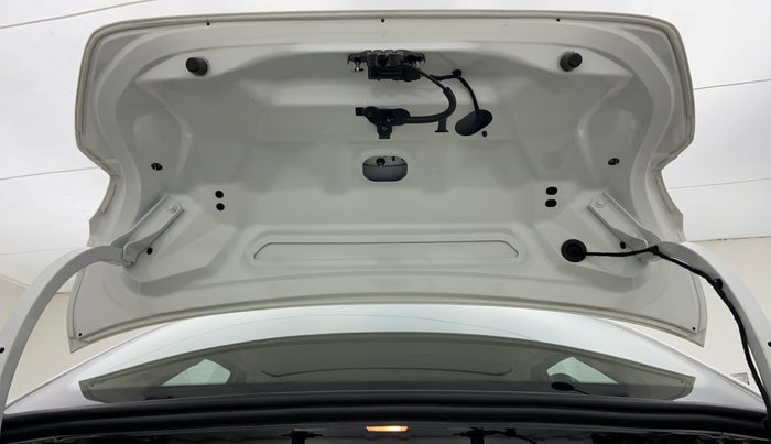 2018 Ford Figo Aspire 1.2 TITANIUM PETROL, Petrol, Manual, 27,077 km, Boot Door Open